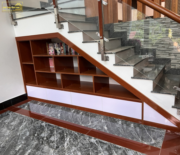 Mẫu Gầm Cầu Thang Nhựa Vincoplats